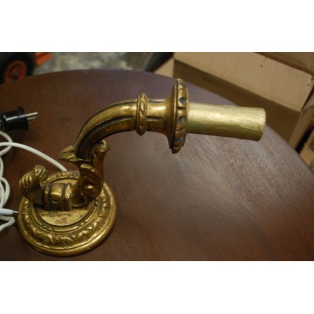 (L-318)  Seinalamp puidust korpusega 1 tk