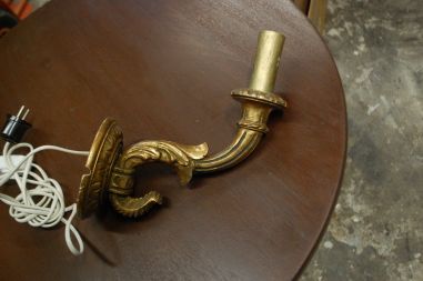 (L-318)  Seinalamp puidust korpusega 1 tk