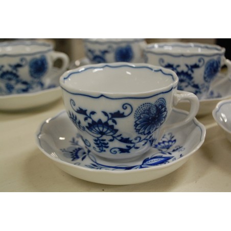 (n-5326/2)  Original Bohemia sibulamustriga kohvitassid, 6tk