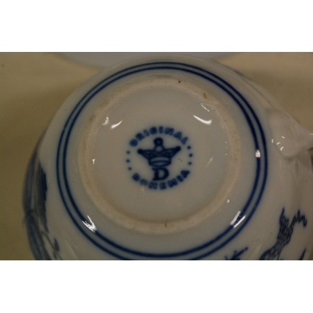 (n-5326/2)  Original Bohemia sibulamustriga kohvitassid, 6tk