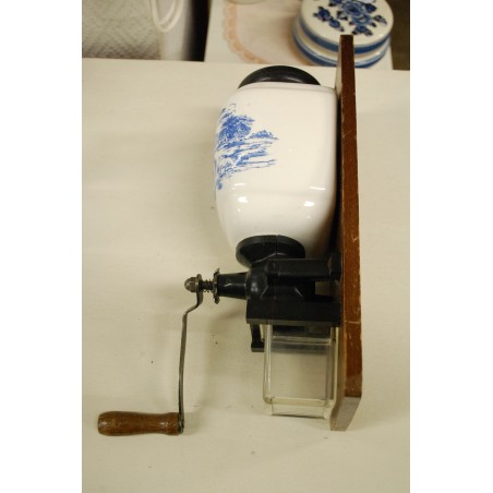 (n-5327)  Seinapealne kohviveski "Veski"