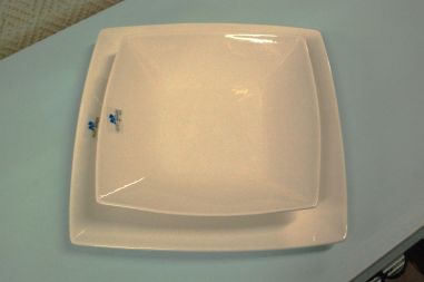 (8-1248) Nicky Vankets portselanist taldrikute komplekt, 4+4tk