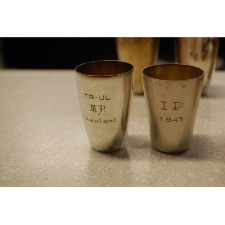 (n-500/1) Metallist topkad, karikad 8 tk (n-500/1) Metallist topkad, karikad 8 tk