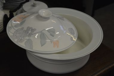 (n-4066/2) Villeroy & Boch Mettlach, Rondo suur tirin