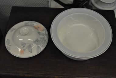 (n-4066/1) Villeroy & Boch Mettlach, Rondo tirin