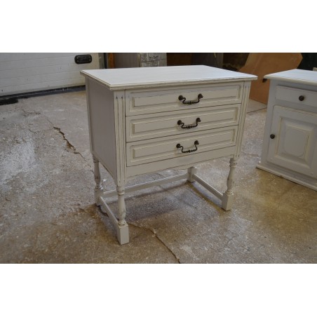 (n-5014) 3 sahtliga valge kummut