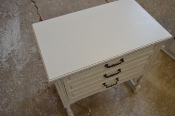 (n-5014) 3 sahtliga valge kummut 2