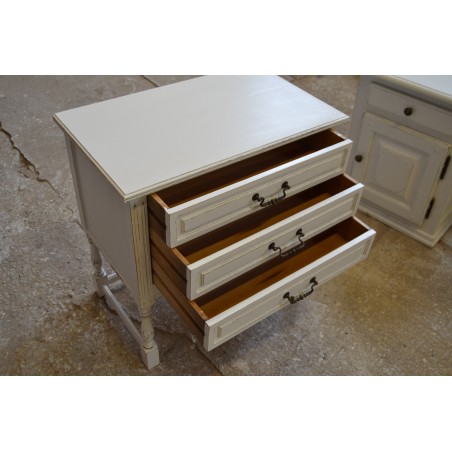 (n-5014) 3 sahtliga valge kummut