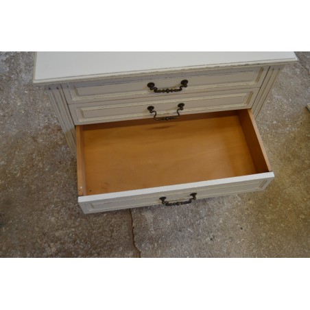 (n-5014) 3 sahtliga valge kummut