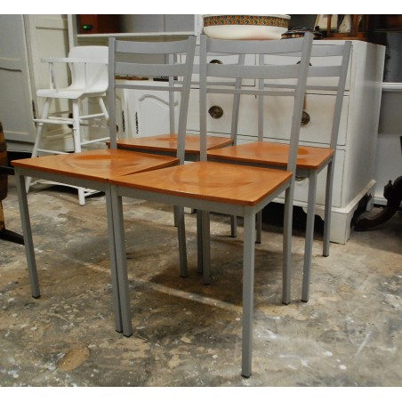 (L-361) Metallraamis toolid 4tk