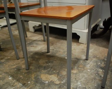 (L-361) Metallraamis toolid 4tk