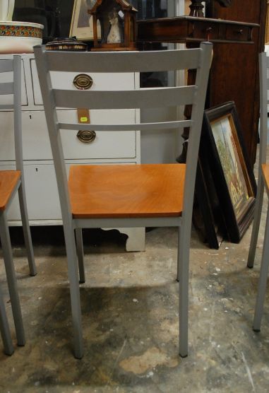 (L-361) Metallraamis toolid 4tk