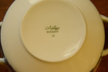 (n-2538/1) Arsberg, puljongitassid-taldrikud, 4tk