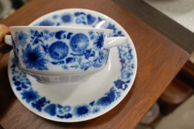 (n-2538/1) Arsberg, puljongitassid-taldrikud, 4tk