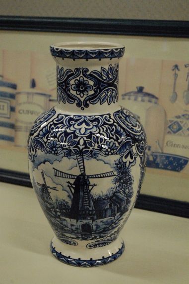 (n-5503) Uhke veskiga vaas