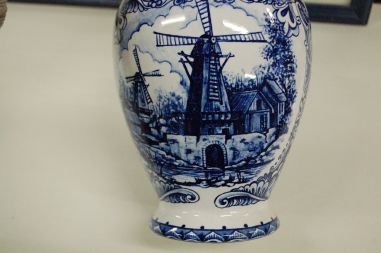 (n-5503) Uhke veskiga vaas