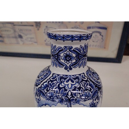 (n-5503) Uhke veskiga vaas