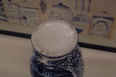 (n-5503) Uhke veskiga vaas