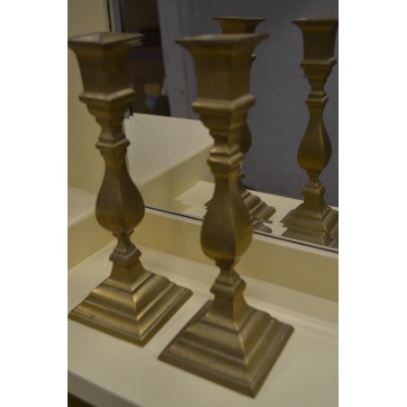 (n-5564) Kollasest metallist küünlajalad 2 tk paaris