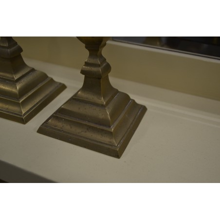 (n-5564) Kollasest metallist küünlajalad 2 tk paaris