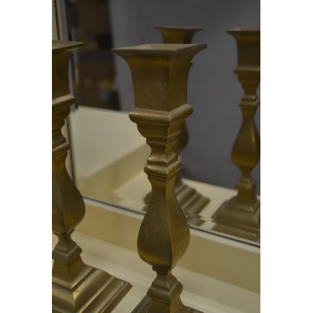 (n-5564) Kollasest metallist küünlajalad 2 tk paaris