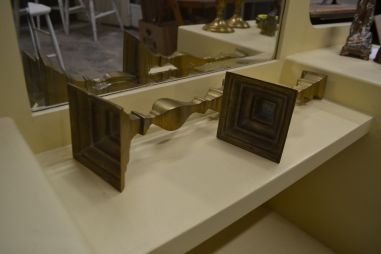 (n-5564) Kollasest metallist küünlajalad 2 tk paaris