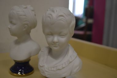 (n-5646) Biskviitportselanist kujude paar