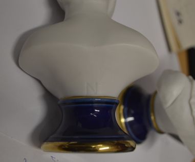 (n-5646) Biskviitportselanist kujude paar