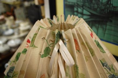 (n-5657) Limoges, kõrge lilleline laualamp