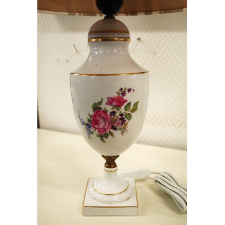 (n-5658) Limoges,  lilleline laualamp