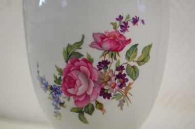 (n-5658) Limoges,  lilleline laualamp