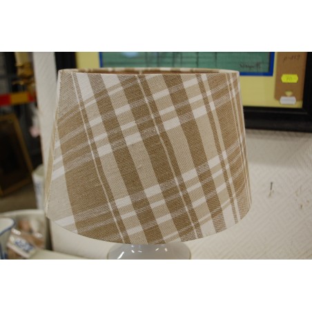 (n-5658) Limoges,  lilleline laualamp