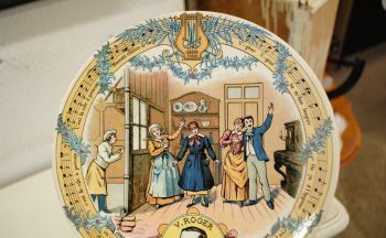 (n-5680/1)  Sarreguemines, kollektsioontaldrik V.Roger 2