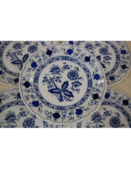 (n-5701/5) Ingres Weiss Form Marienbad, sibulamustriga praetaldrikud, 5tk