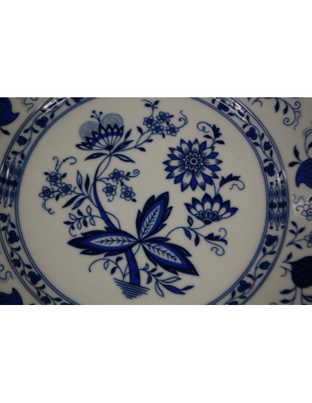 (n-5701/5) Ingres Weiss Form Marienbad, sibulamustriga praetaldrikud, 5tk