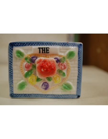 (n-5707) Valge puitraamiga maitseaineriiul