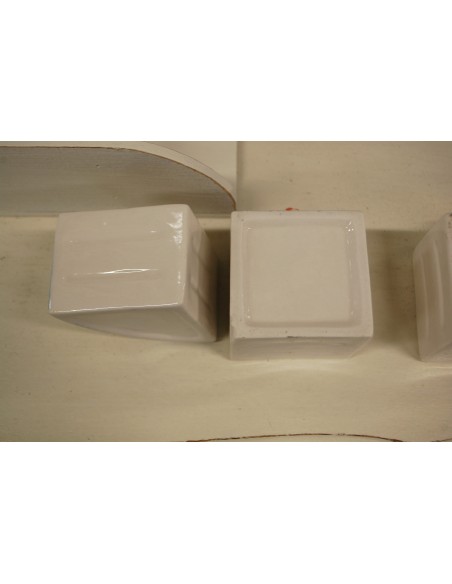 (n-5707) Valge puitraamiga maitseaineriiul