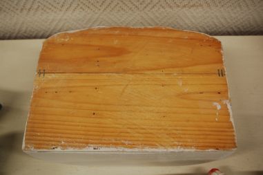 (n-5707) Valge puitraamiga maitseaineriiul