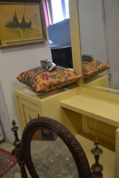 (L-406) Lauapealne kallutatav peegel