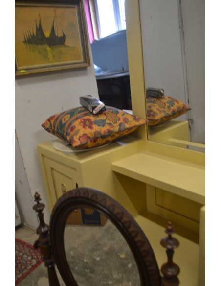 (L-406) Lauapealne kallutatav peegel