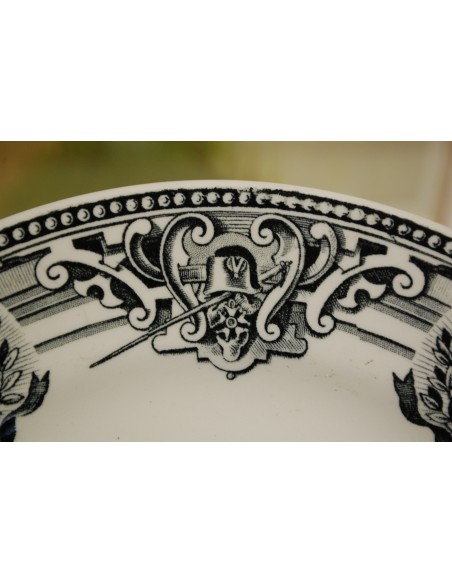 (n-5751) Boch F. la Louviere kollektsioontaldrik "Napoleon"