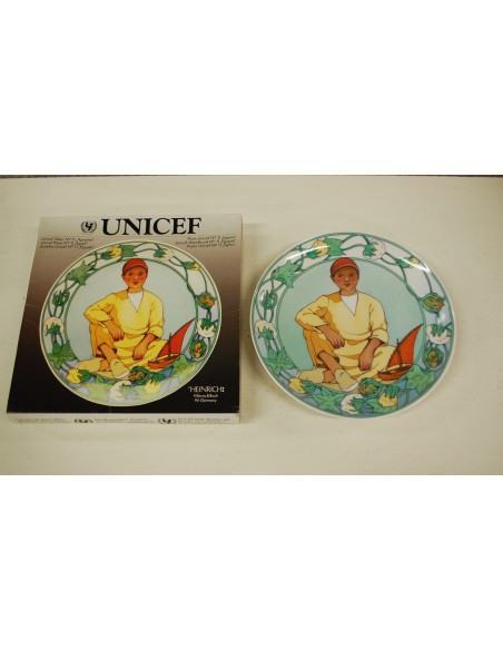 (n-5753) Villeroy & Boch, Unisef kollektsioontaldrik "Children of the World", nr 11 Egiptus kollektsioontaldrik