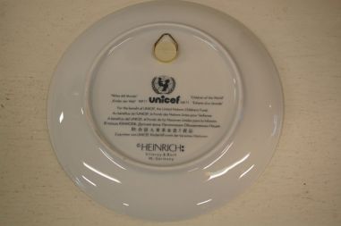 (n-5753) Villeroy & Boch, Unisef kollektsioontaldrik "Children of the World", nr 11 Egiptus kollektsioontaldrik