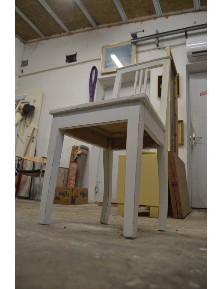 (L-360) Valge puidust tool