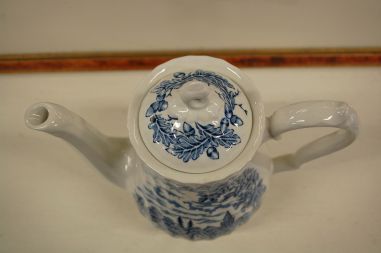 (n-5764/1)  Myott Royal Mail, kann