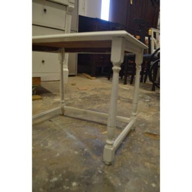 (L-413) Valge lauake