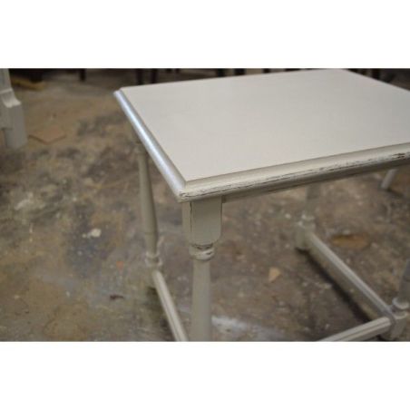 (L-414) Valge lauake