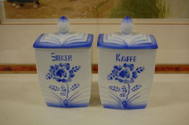 (R-016) 2tk keraamilised toosid, Kohv ja Suhkur