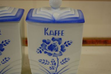 (R-016) 2tk keraamilised toosid, Kohv ja Suhkur