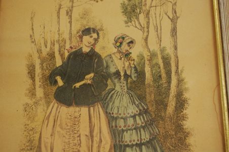 (R-025) 2tk Vanad raamitud pildid Prantsuse moest 1800a